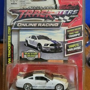 Tracksters 2007 Ford Shelby GT500 1:64 scale die-